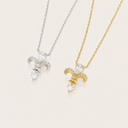 Elegant Fleur-de-Lis Crystal Pendant Necklace – Gold & Silver Tone Jewelry for Women