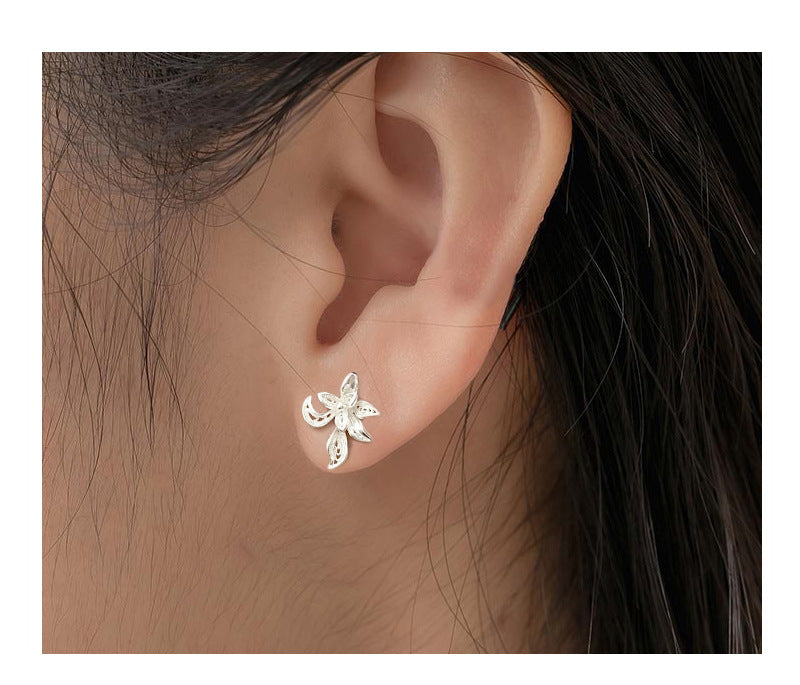 Luxury Gold Floral Sterling Silver Stud Earrings with Intricate Petal Detail for Women