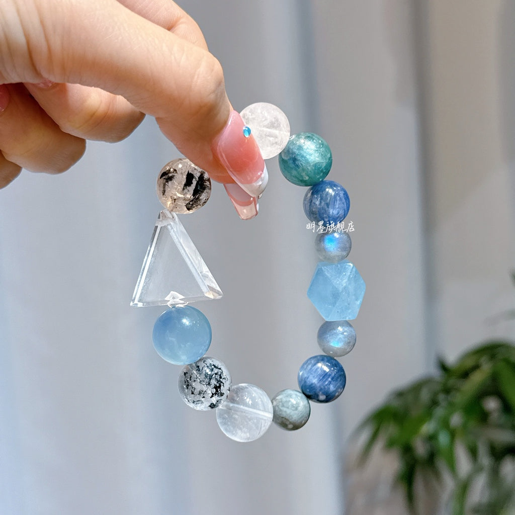 Natural crystal white triangular aquamarine white ghost multi-material sapphire, multi-material design women's bracelet in new Chinese style