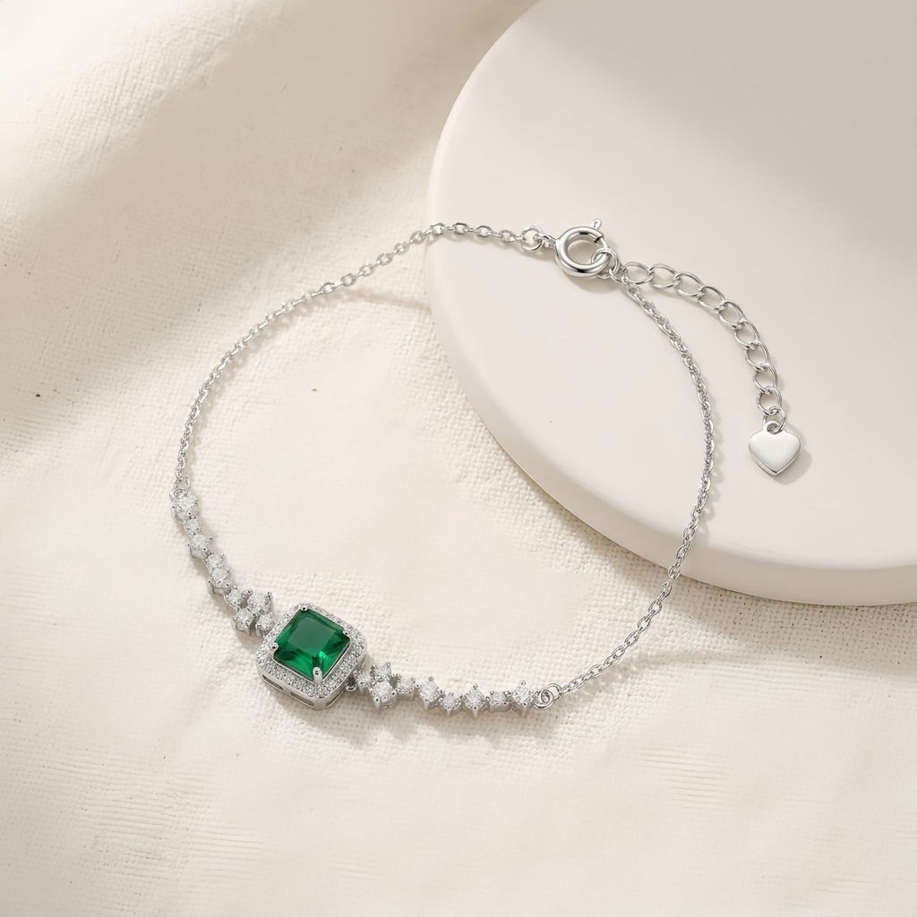 2026 New S925 Silver Bracelet, Emerald Green Gemstone Accessory, Light Luxury High-End Diamond Jewelry Factory Wholesale