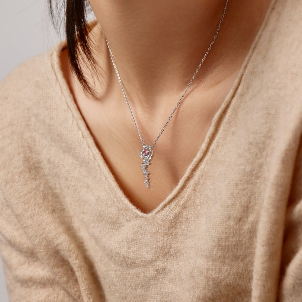 925 Sterling Silver Mother's Day Light Luxury Heart Necklace for Women: 'mom' Word Mother-Son Envelope Heart Necklace, 18K European & American