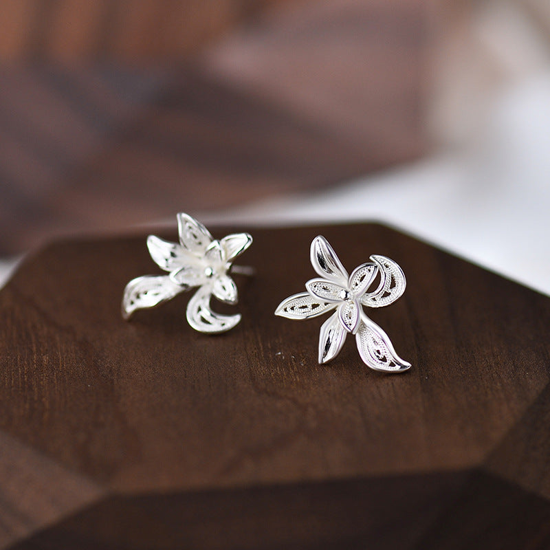 Luxury Gold Floral Sterling Silver Stud Earrings with Intricate Petal Detail for Women