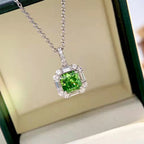 Premium green diamond necklace for women, 925 sterling silver square diamond gemstone collarbone chain with artificial colored gemstones, luxurious and elegant evening style