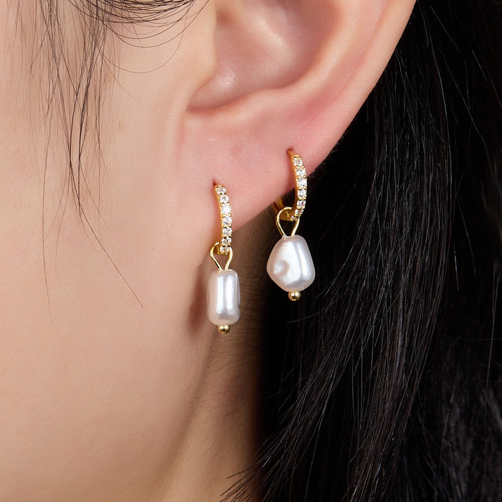 Starlight Aura Elegant Pearl Drop Earrings