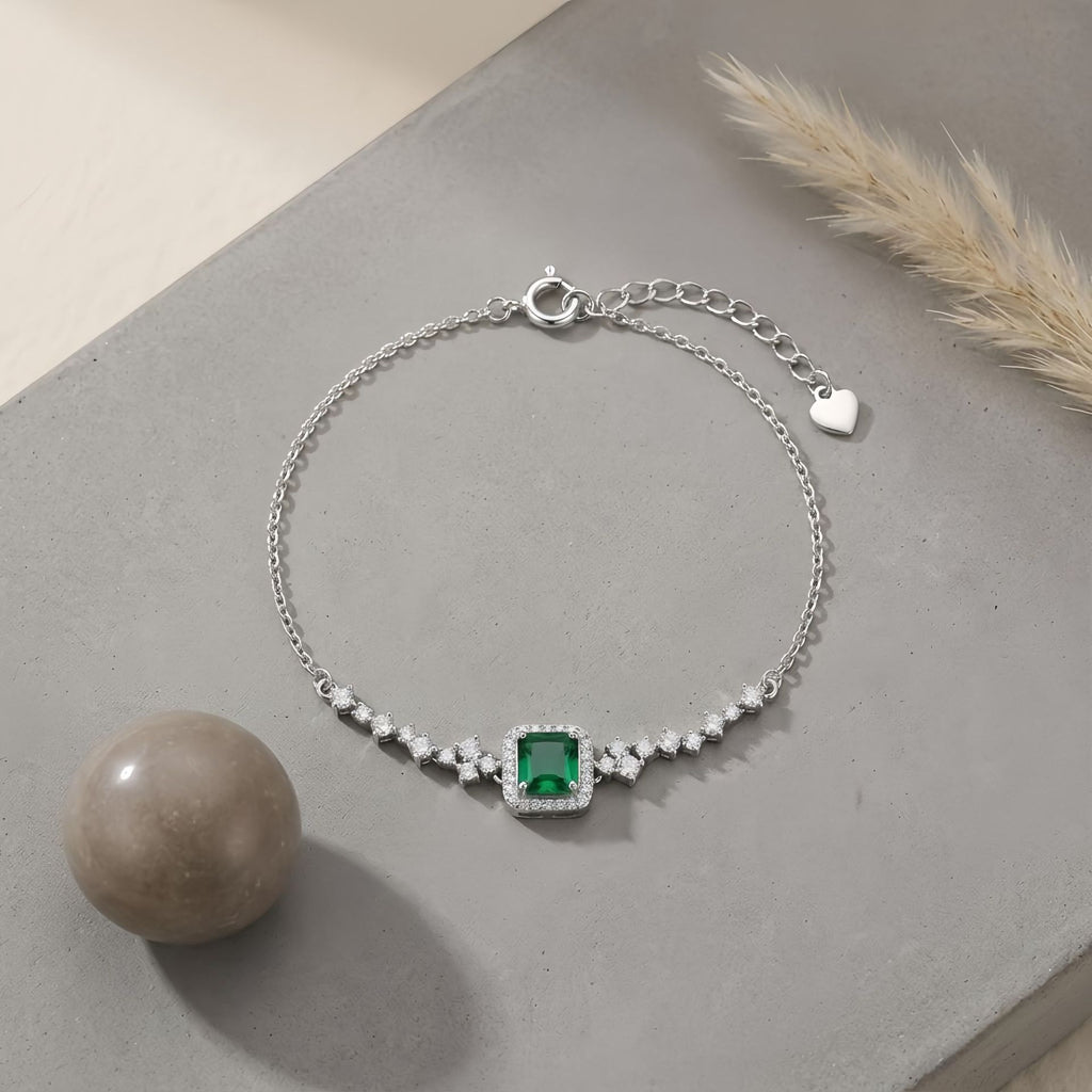 2026 New S925 Silver Bracelet, Emerald Green Gemstone Accessory, Light Luxury High-End Diamond Jewelry Factory Wholesale