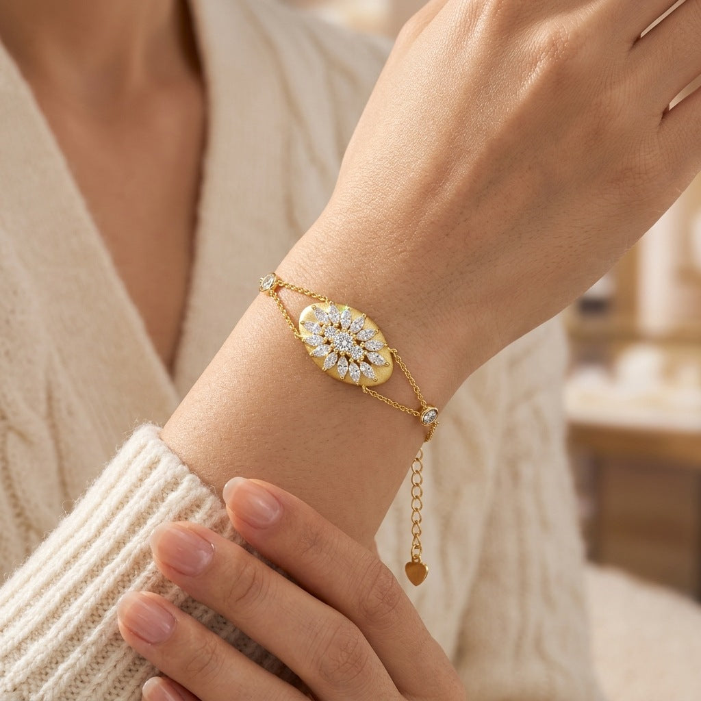 Starlit Bloom Moissanite Bracelet——A Delicate Symbol of Elegance and Timeless Sparkle