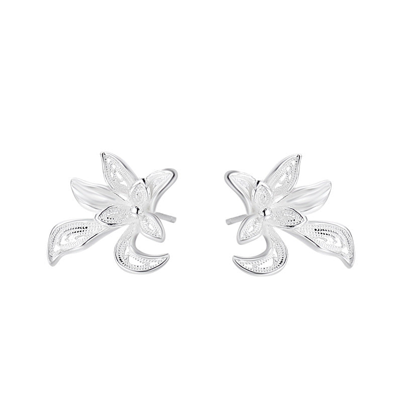 Luxury Gold Floral Sterling Silver Stud Earrings with Intricate Petal Detail for Women
