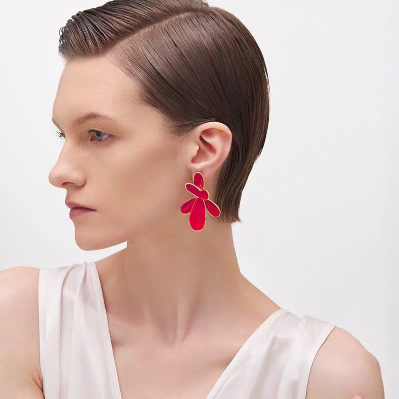 Dami Petal Enamel Stud Earrings – Statement Floral Earrings