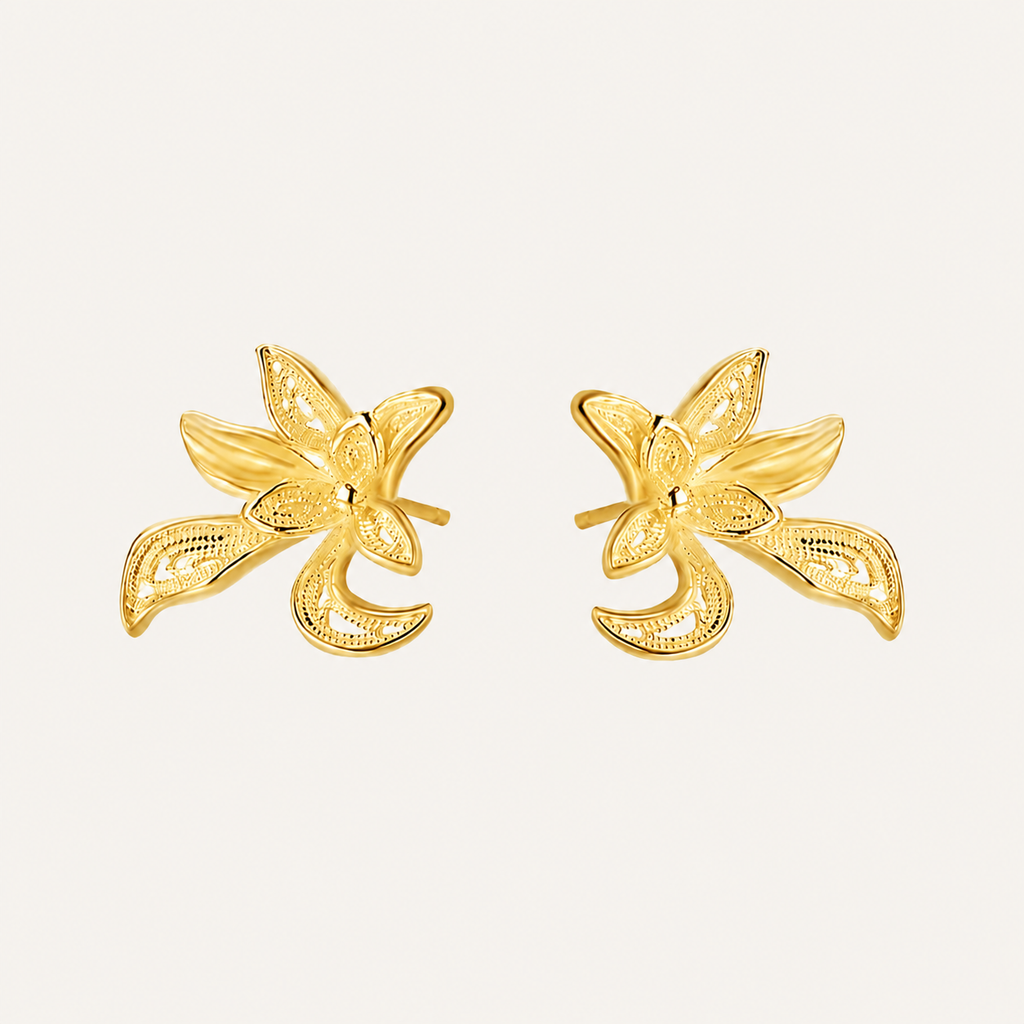 Luxury Gold Floral Sterling Silver Stud Earrings with Intricate Petal Detail for Women